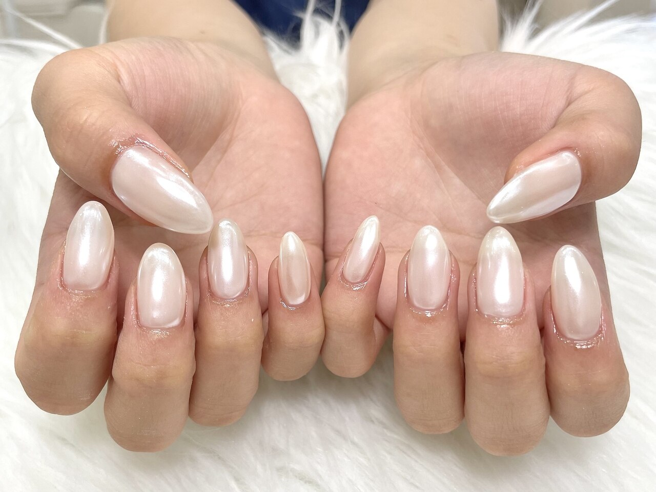 2026年冬トレンド】ホワイト ワンカラーのネイルデザイン集｜標準｜222