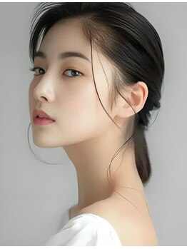 美々永 ビビッド(vivid)の写真/小顔矯正ハンド+最新蓄熱マシン¥16,800。天然植物由来オイルのケアで血行を促進しハリ弾力を取り戻す◎