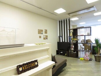 ルミライズ(Lumirise)/サロン受付