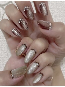 ノーラスリエン(Nolaslien)/秋冬新色マグネット 黒ネイル