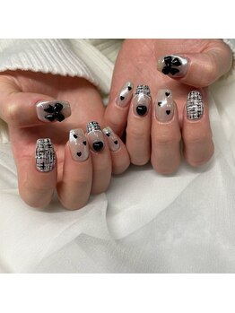 ハートいっぱいネイル