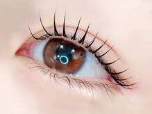 アイリーン(Eyeleen)