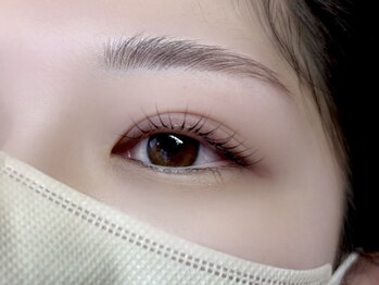オルテンシア 六本松(ORTENSIA)の写真/厳選された商材使用でより良い仕上がりに♪一人一人のお悩みに合わせた丁寧な施術で理想の目元へ☆