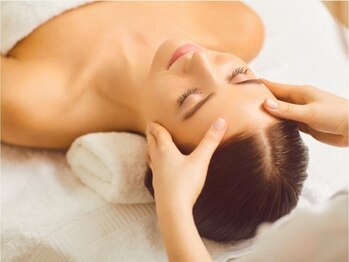 タンポポ(Tanpopo)の写真/仕事/家事/育児でパンパンな首肩に。骨から整え深層部の凝りを解放。驚くほど軽い身体へ!!