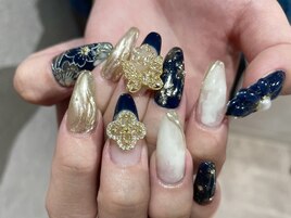 パーツ×ネイビーネイル