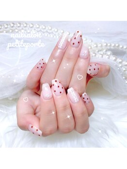 プティポルト(petite porte)/ドット&レース春ガーリーネイル