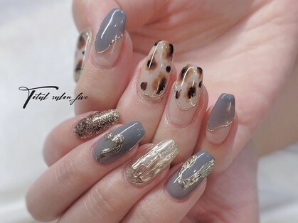 トータルサロン ファイブ(five)の写真