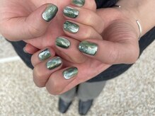 サロンドフォーエイチ(salon de 4H)/深みグリーンニュアンスがお洒落