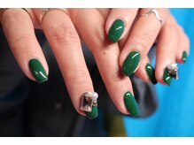 ペントハウス(Penthouse)/春をお迎えするカラーにビジュー