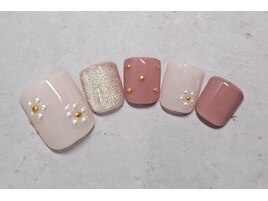 6600円　フットネイル