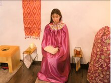 イロカ(Iroka)の雰囲気（通常のよもぎ蒸しマントと天然麻100%マントのご用意ございます。）