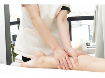 セレネス(SERENESSE)/リンパマッサージ