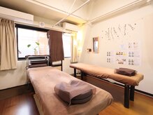 京都整体サロン　リファインネス　烏丸/落ちついた空間の部屋