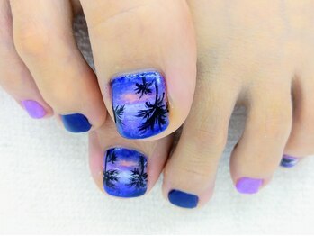 エムネイル(M Nail)/フットネイル・ヤシの木アート