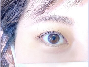 アンベリイルラッシュ(Embellir Lash)/まつげパーマ目尻流したデザイン