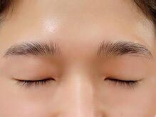 カフェアンドビューティー エスト(cafe&beauty est)/ハリウッドブロウリフト