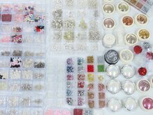 Ruby Nail&Beauty Spaの雰囲気(カラーパーツ多数ご用意◎)