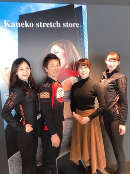 スリーエス カネコストレッチストア 札幌(SSS Kaneko stretch Store)/AIR-G上田あやさんと写真撮影