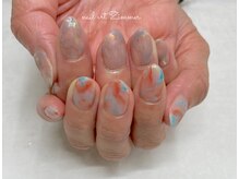 ネイルアート ジマー/クリアニュアンスのちぐはぐ