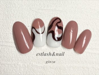 エストラッシュアンドネイル 銀座店(est lash&nail)/うねうねネイル　ラテネイル