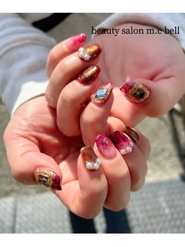 エムシーベル(m.c bell)/