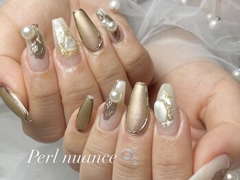 アリィ(Ali'i)/Perl nuance 立川/ネイル/うる艶