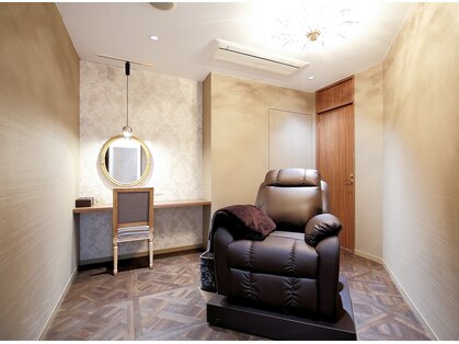 アリーズ 心斎橋店(Aries)の写真