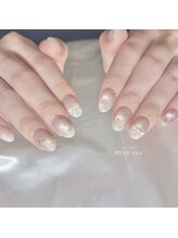 リッシュ トロワ(RICHE trois)/うるマグガーリーネイル