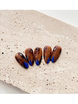 アミーラ(Amira)/秋ネイル