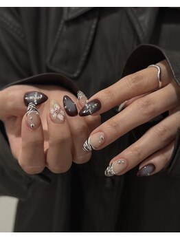 ムーイ 外苑前(mooi.)/zebra × flower