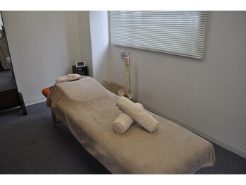 銀座カイロプラクティックセンター/施術台