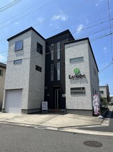 耳つぼアンドスリムケア イヤローブ(Earlobe)/サロン前敷地にお車お止め下さい