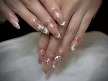 ブイピーネイル 新大久保(VP nail)/長さ出し+やり放題90分