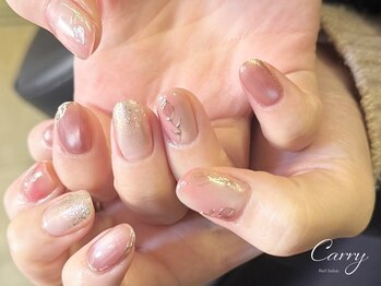 キャリー(CARRY)の写真/「大人だからこそ似合う、上品ネイル」