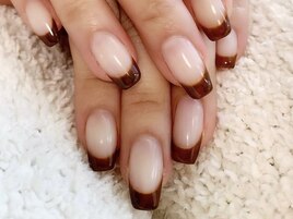 ボルドーフレンチネイル