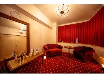 ルイスラグジュアリー(LOUIS LUXURY)/