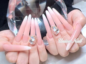 ユニオンネイル川崎(UNION NAIL)の写真/スカルプならではのキレイなフォルムとデザインを堪能♪豪華で華やかな指先になりたい方にオススメ◎