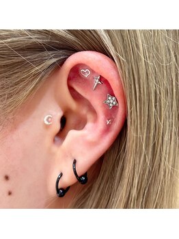 ミー(me.)/耳つぼジュエリー