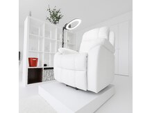 リクライニングベットでゆったりとお過ごしください♪