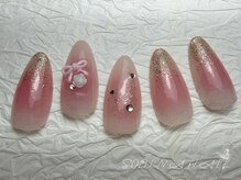 ソルナネイル(SOLUNA NAIL)/チークネイル×ラメグラ