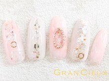 クアトログランシュ 青葉台(QUATRO×GranCieux)/ベビーピンクのビジューネイル