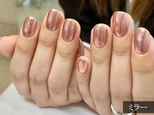 アンネ 表参道(ANNE)/視線を奪う、指先のミラーショー