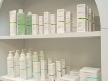 アンリミット 鹿児島天文館店(Une limit)の雰囲気（【アフターケア充実】美肌を支える厳選スキンケア商品もご用意。）