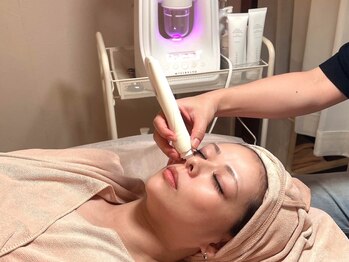 ベリンダ(BELINDA)の写真/【水素水で洗うハイドラフェイシャル¥8,800】鳥栖駅から5分のトータルビューティサロンといえばBELINDA♪