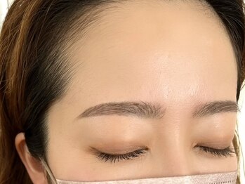 ブルーベージュ(BLUE BEIGE)/美眉スタイリング