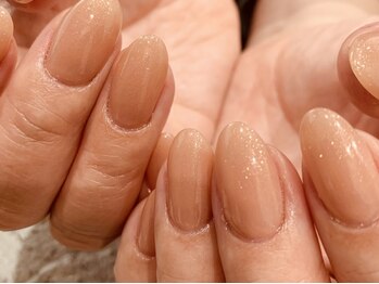 ネイル アン(Nail Ann)の写真/【シンプルだからこそ差がつく上品な指先を演出】パラジェル使用ワンカラー/マグネット/フラッシュが¥4000