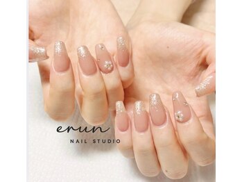 エルンネイル(erun_nail)の写真/シンプル×大人カワイイ×上品なネイルで爪先から気分を上げていきましょう★上品なネイルをご提案します！