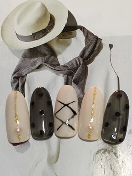 お気軽ビューティエーヴィヒ(Ewig)/6月キャンペーンネイル♪