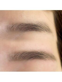 シルビー(CILBE)/【RIKA担当】アイブロウワックス