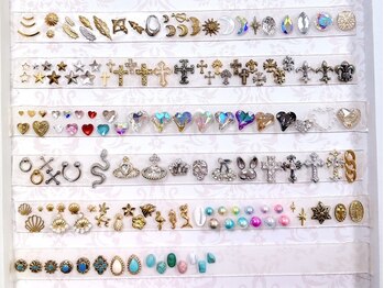 ネイル ビューティーマジック 葛西本店の写真/自爪に優しいフィルイン推奨店☆シンプル～繊細な手描きアートもOK★画像持込で貴方の望むデザインにも対応